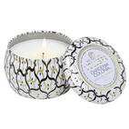 Voluspa Maison Blanc Mini Tin Candle Gardenia Colonia 113g