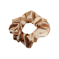 Avalea Scrunchie Offwhite