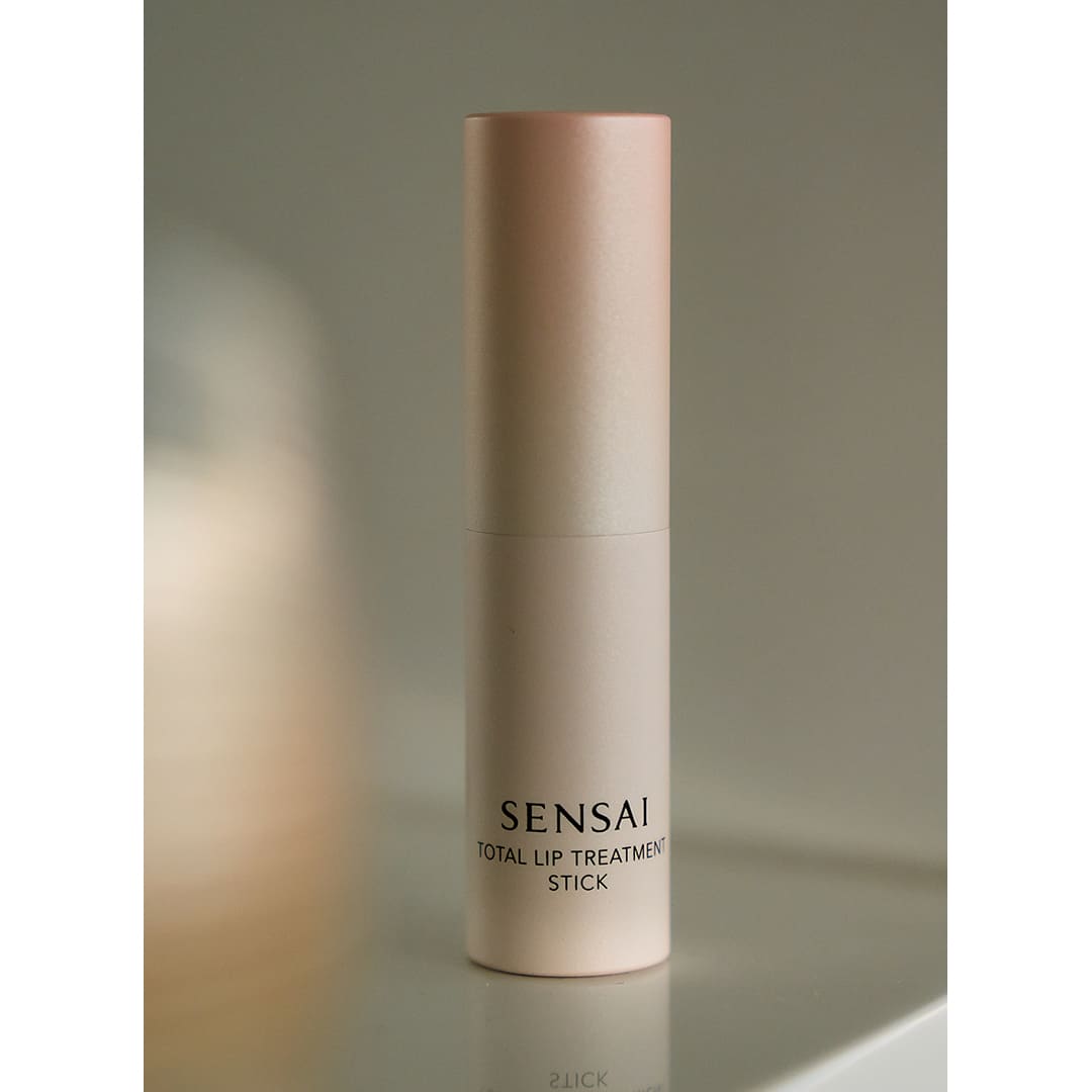 Sensai Total Lip Treatment Stick 5.2g